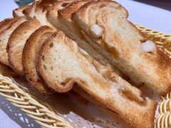 夏威夷果仁面包-弘雅饭店