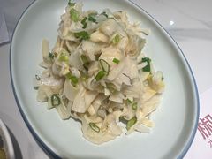 -椒爱水煮鱼川菜(让胡路万达店)