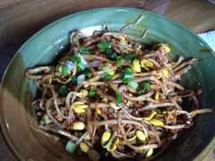 麻辣豆芽-赖扁担重庆小面(友谊路店)
