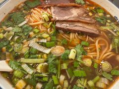 招牌红汤牛肉拉面-宛平李记小吃(东关街店)