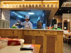 -馋三尺蟹粉小笼(人民广场店)