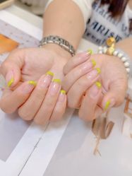 -七彩虹美甲美睫 半永久