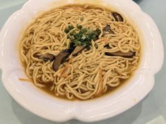 -万山楼海鲜酒家·二十三年老字号