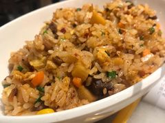 麻辣牛肉春笋炒饭-韩宫宴烤肉·黑毛和牛·料理(合肥滨湖银泰城店)