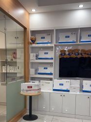 -靓芙泉祛痘.科技美肤连锁