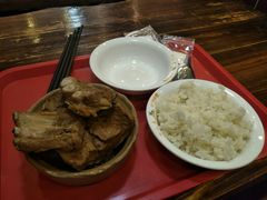 -万和春排骨砂锅米饭(湖北路店)