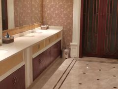 -花湖会所·高端水疗商务泡浴SPA(高新店)