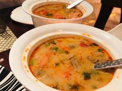 冬阴功汤-食肆&Fourteen(武林夜市店)