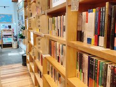 -猫的天空之城概念书店(苏州平江店)