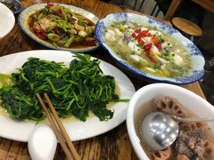 藕汤骨汤-雨田饭店