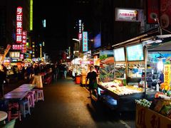 -六合夜市