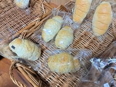 -yeast面包店