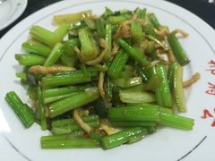 -雪野鱼头大王邢府公老店(雪野湖店)