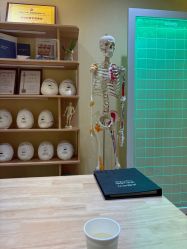 -小颜秘家·韩国整骨