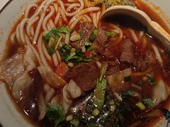 招牌红煨牛腩粉-鑫花溪牛肉米粉(凤凰街创始总店)