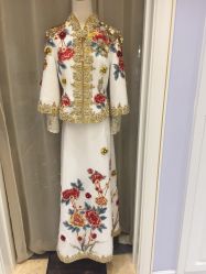 -觅白婚纱礼服馆