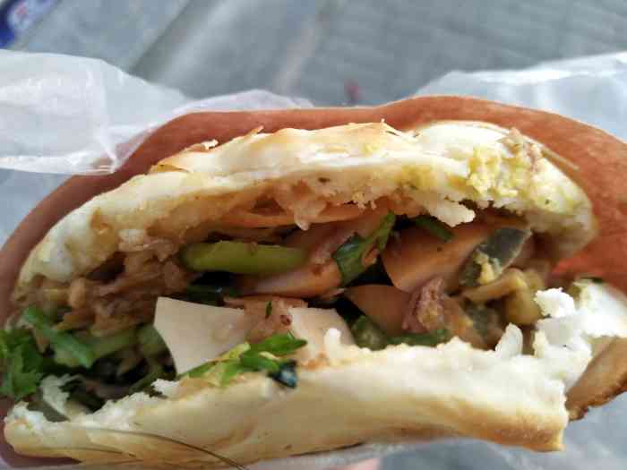 运城夹肉饼-"味道很一般吧,没有抖音上宣传的那么好吃,.