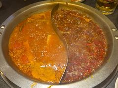 -沸炉重庆老火锅(军事博物馆店)