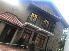 -香港大学