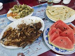 -北京龙庆四季香农家饭庄·灶台鱼·碳烤虹鳟鱼(龙庆峡店)