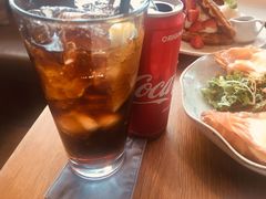 -ROAST coffee & eatery