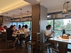 靠窗位-花园茶楼(兴城西路店)