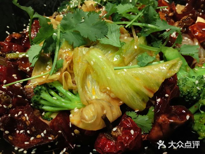 银鼎轩麻辣香锅(丹尼斯2天地店)图片