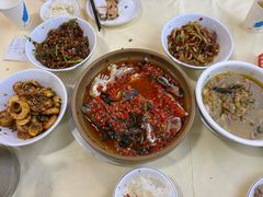 -笨罗卜浏阳菜馆(太平街店)