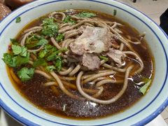 -赵氏牛肉罩火烧