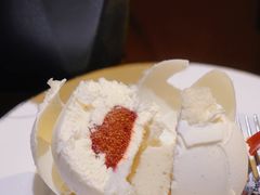 -Fridi Patisserie Cafe