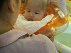 -乐悠游亲子游泳俱乐部