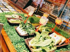 -宝燕海货工场(长江国际店)