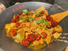 -风光老灶麻辣香锅(大成路翠微百货店)