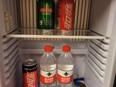 -西安大雁塔科技大学地铁站亚朵酒店