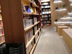 -覔书店(壹方城店)