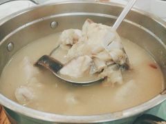 川芎白芷浸鱼头-文记壹心鸡(宝华路店)