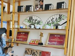 -霸王茶姬(五一路店)