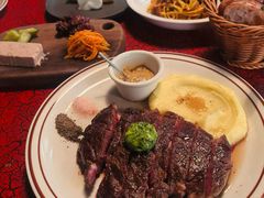 -羽深肉铺 Steak & Wine