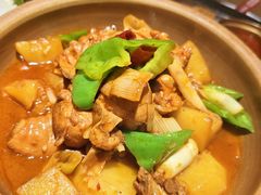 大盘鸡-耶里夏丽·新疆菜·28年喀什老馆(田林东路店)