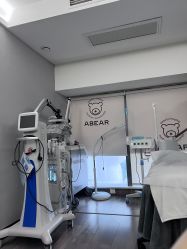 -爱小熊轻医美