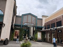 -比斯特上海购物村精品奥特莱斯