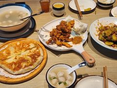 -小船渔村•大连菜•大连焖鱼(黄河路店)
