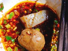 -牛华八婆麻辣烫(龙湖U城店)