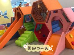 -戊辰亲子游泳俱乐部