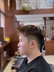 -尼特斯男士发型馆