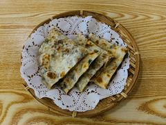 干菜肉麦饼-桐香园小笼包(百井坊巷店)