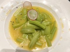 -艳阳天民俗村(公园路店)