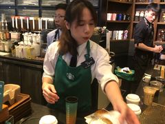 -星巴克臻选(深圳皇庭广场分店)