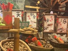 -客家大院·非遗赣南客家菜(郁孤台店)