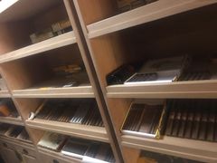 -Estaeslavida分享茄雪茄吧(亿彩购物中心店)